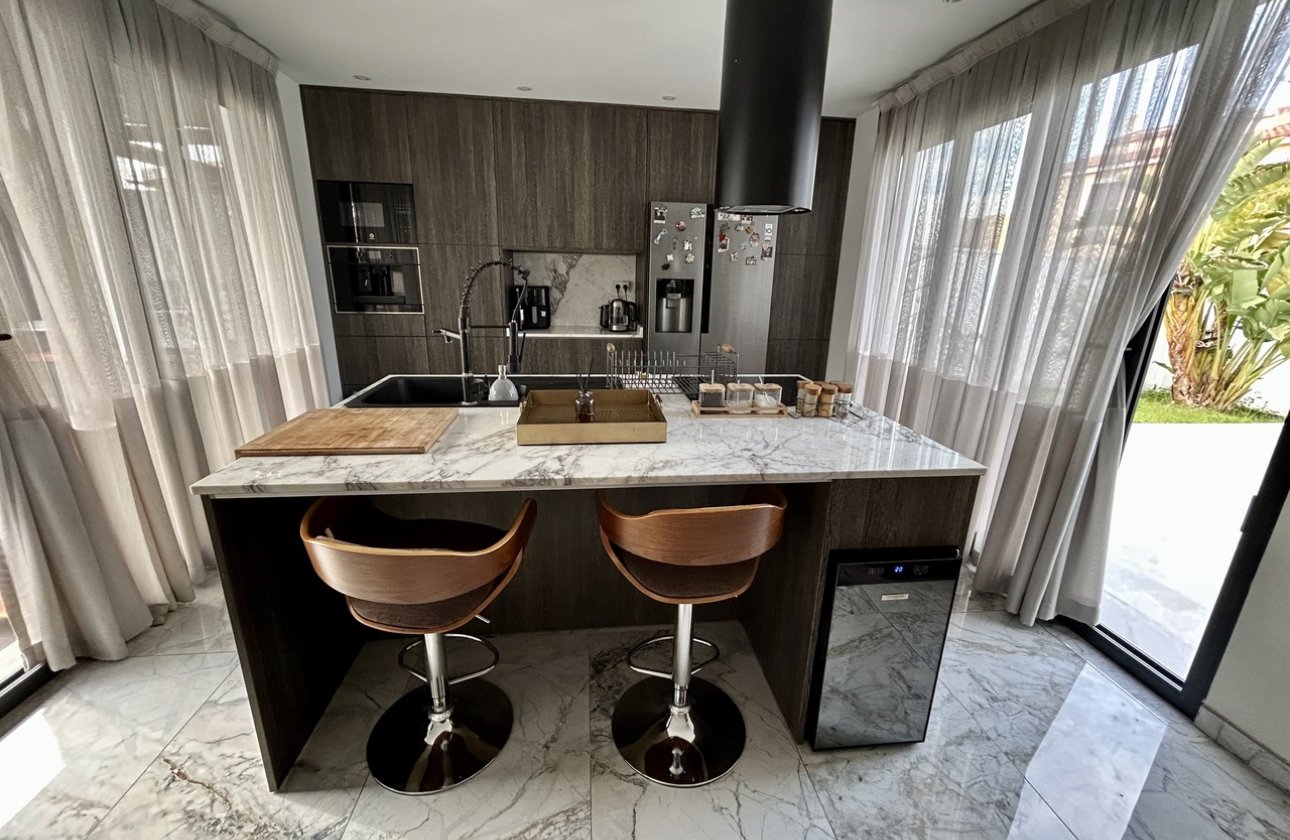 Herverkoop - Villa -
Los Balcones - Costa Blanca