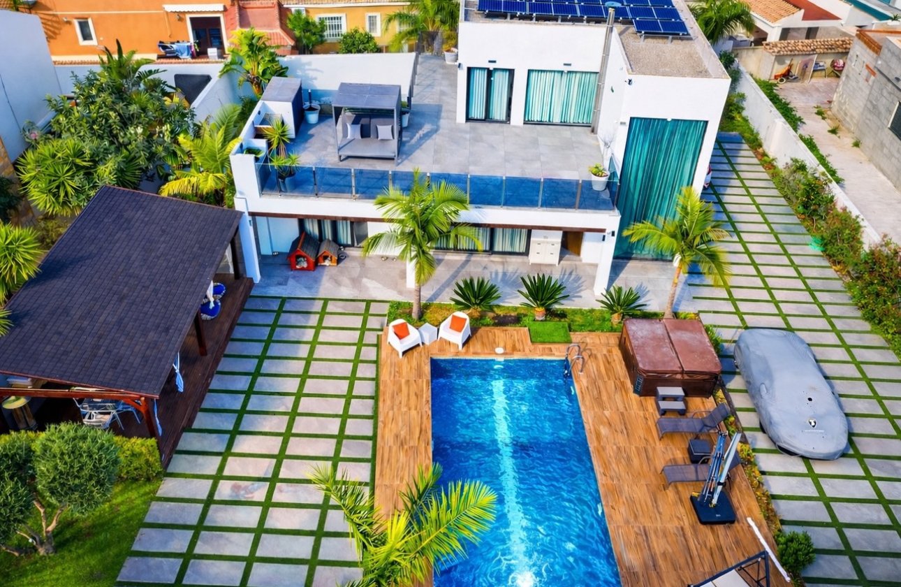 Herverkoop - Villa -
Los Balcones - Costa Blanca