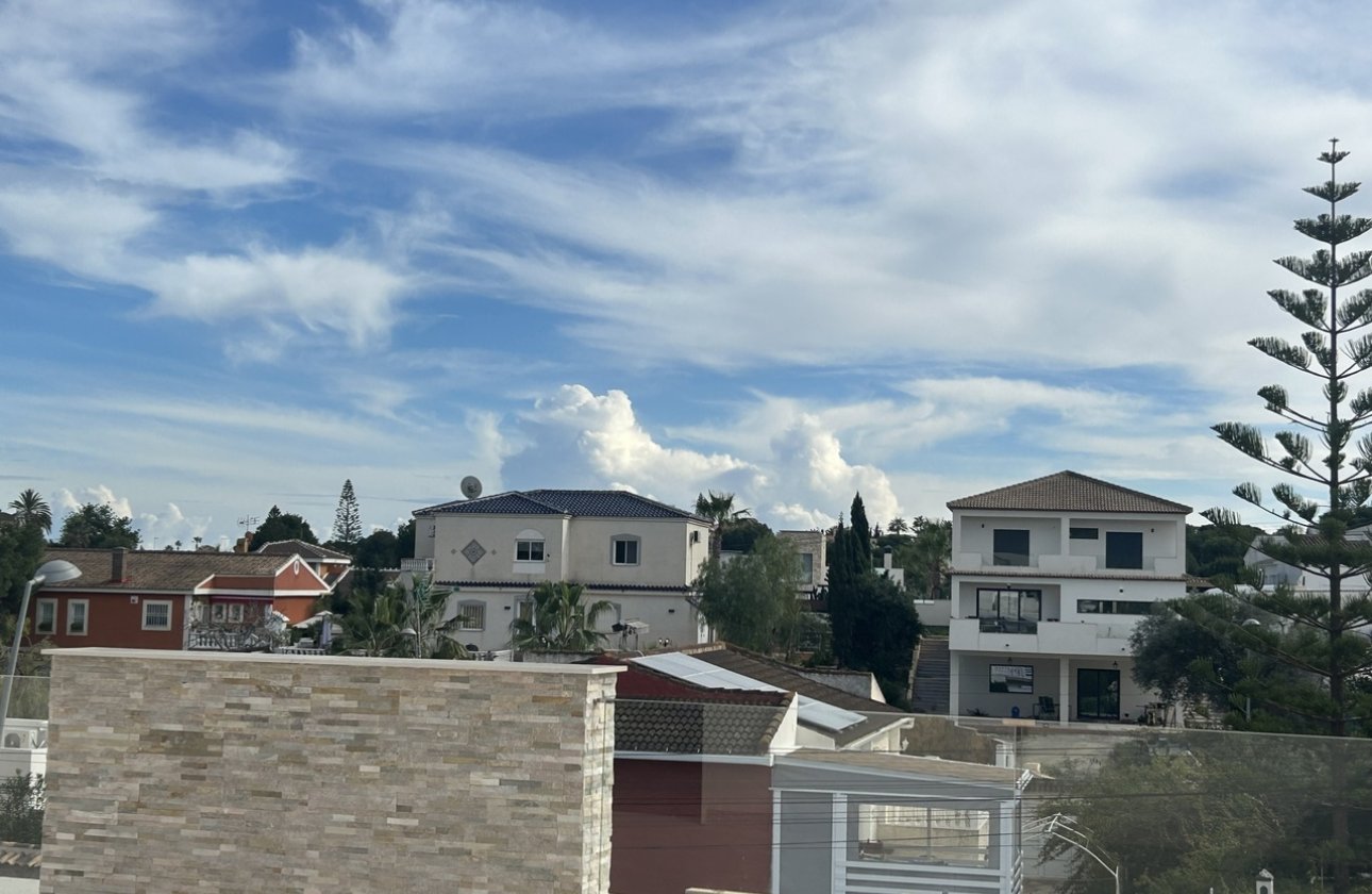 Herverkoop - Villa -
Los Balcones - Costa Blanca