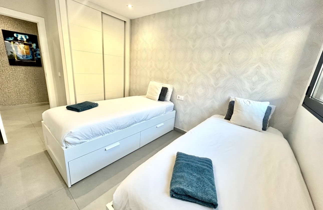 Herverkoop - Villa -
Los Balcones - Costa Blanca