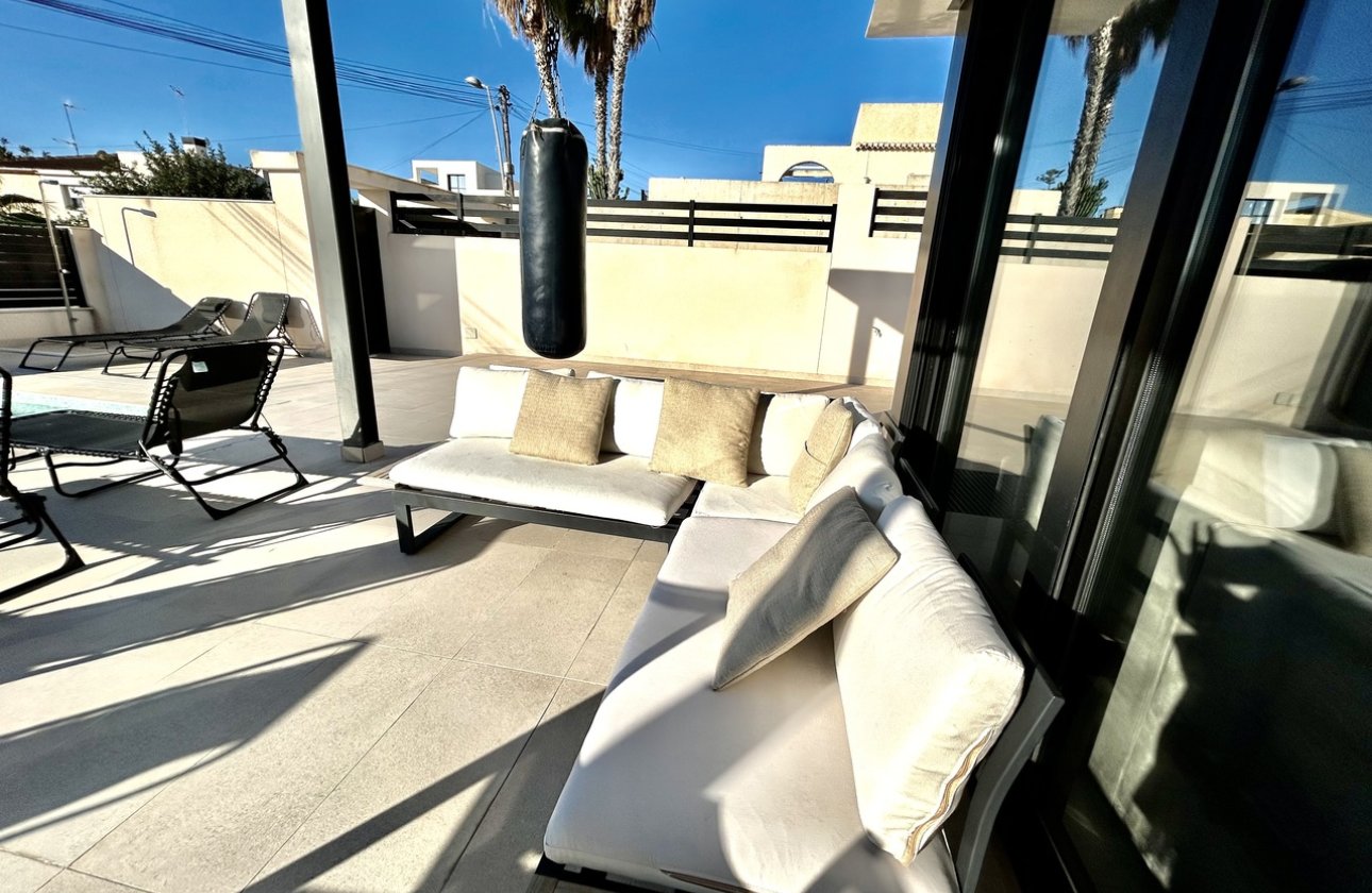 Herverkoop - Villa -
Los Balcones - Costa Blanca