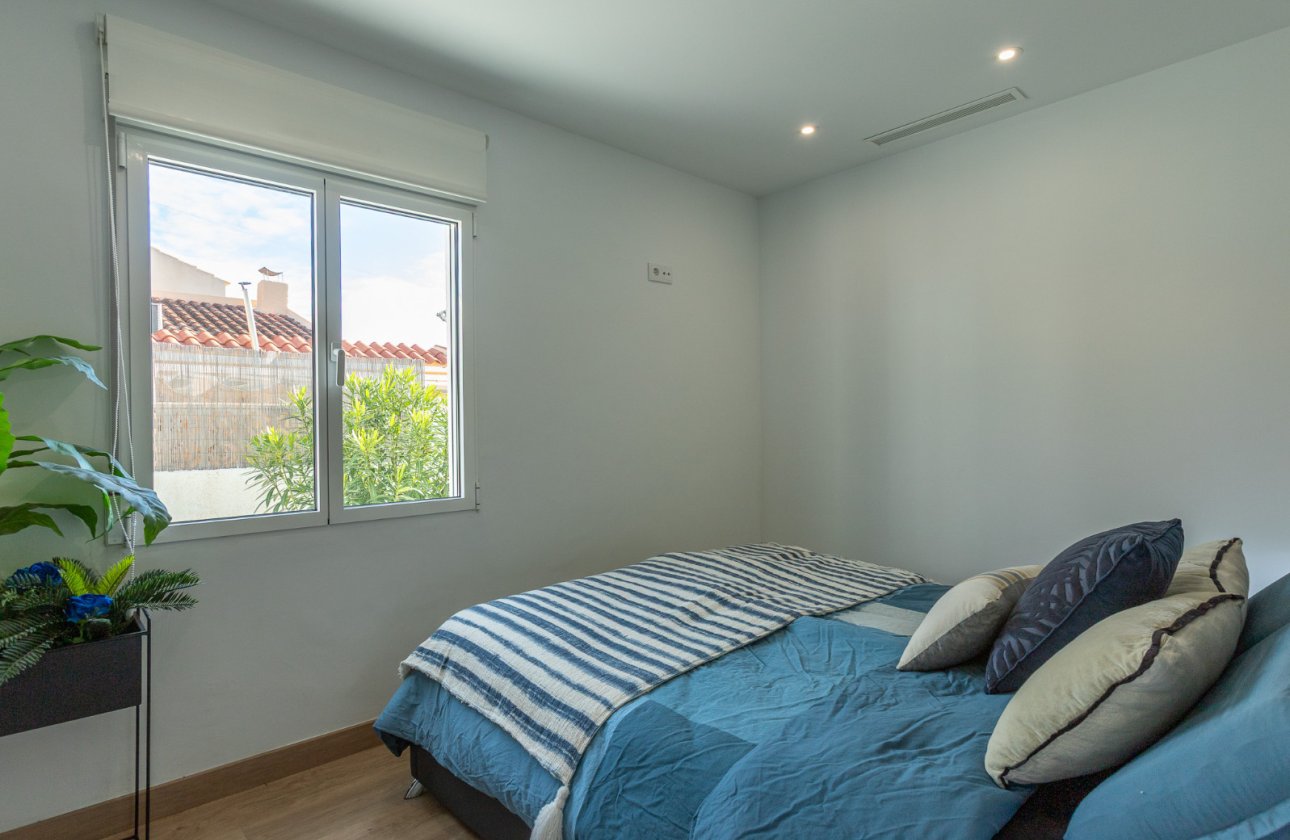 Herverkoop - Villa -
Los Balcones - Costa Blanca