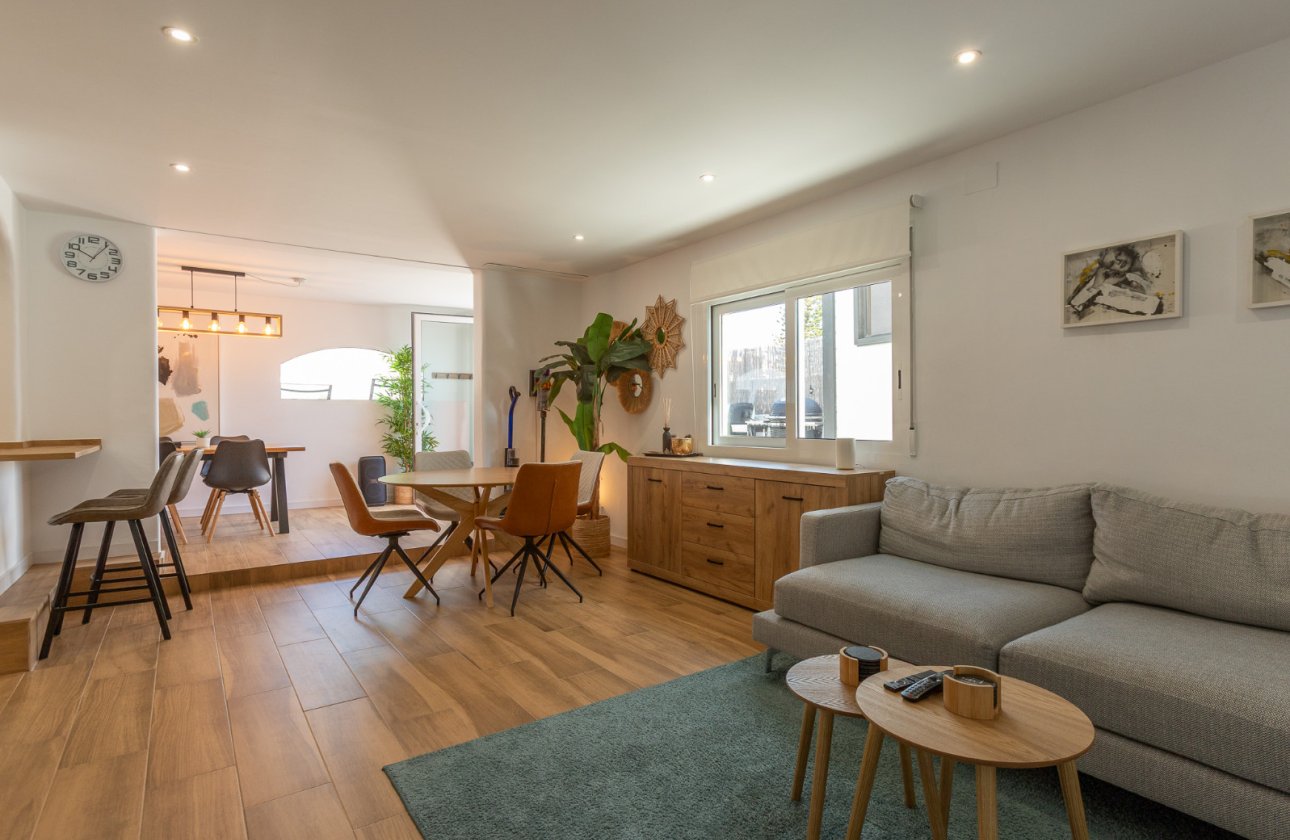 Herverkoop - Villa -
Los Balcones - Costa Blanca