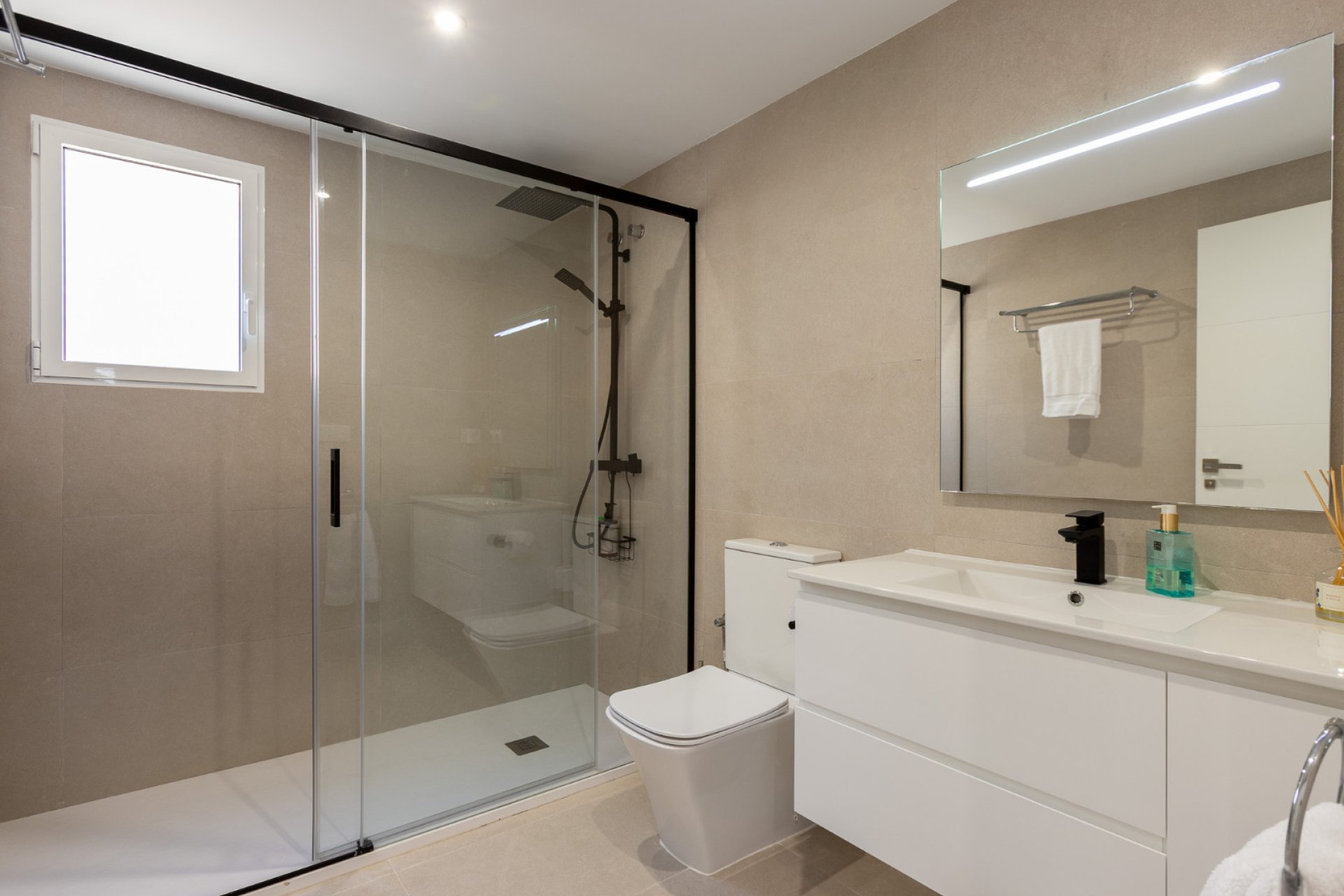 Herverkoop - Villa -
Los Balcones - Costa Blanca