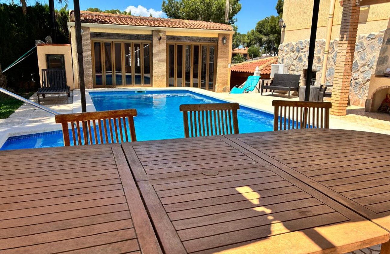 Herverkoop - Villa -
Los Balcones - Costa Blanca