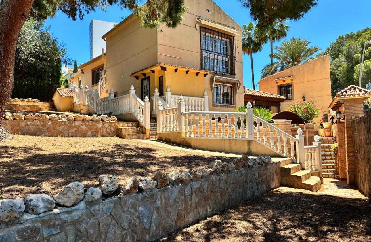 Herverkoop - Villa -
Los Balcones - Costa Blanca
