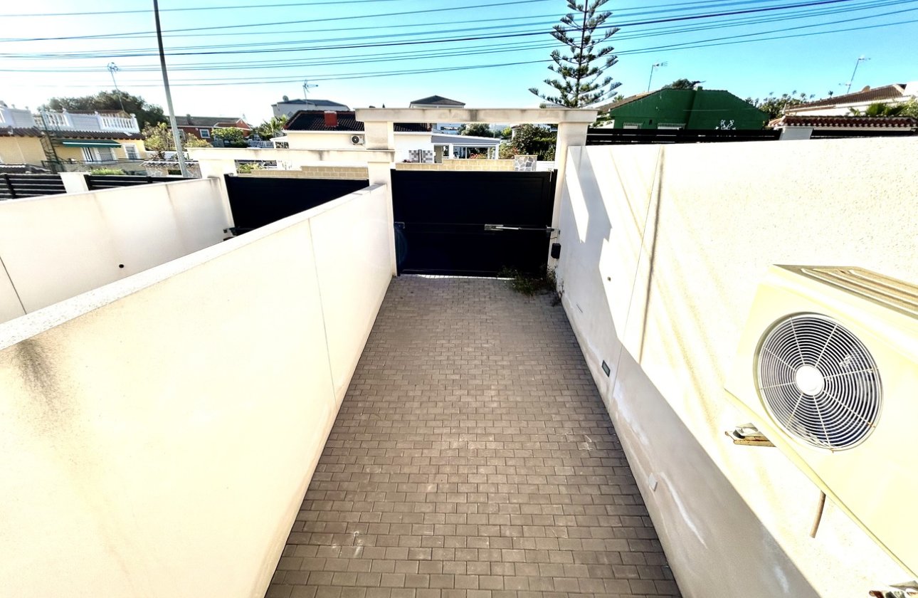 Herverkoop - Villa -
Los Balcones - Costa Blanca