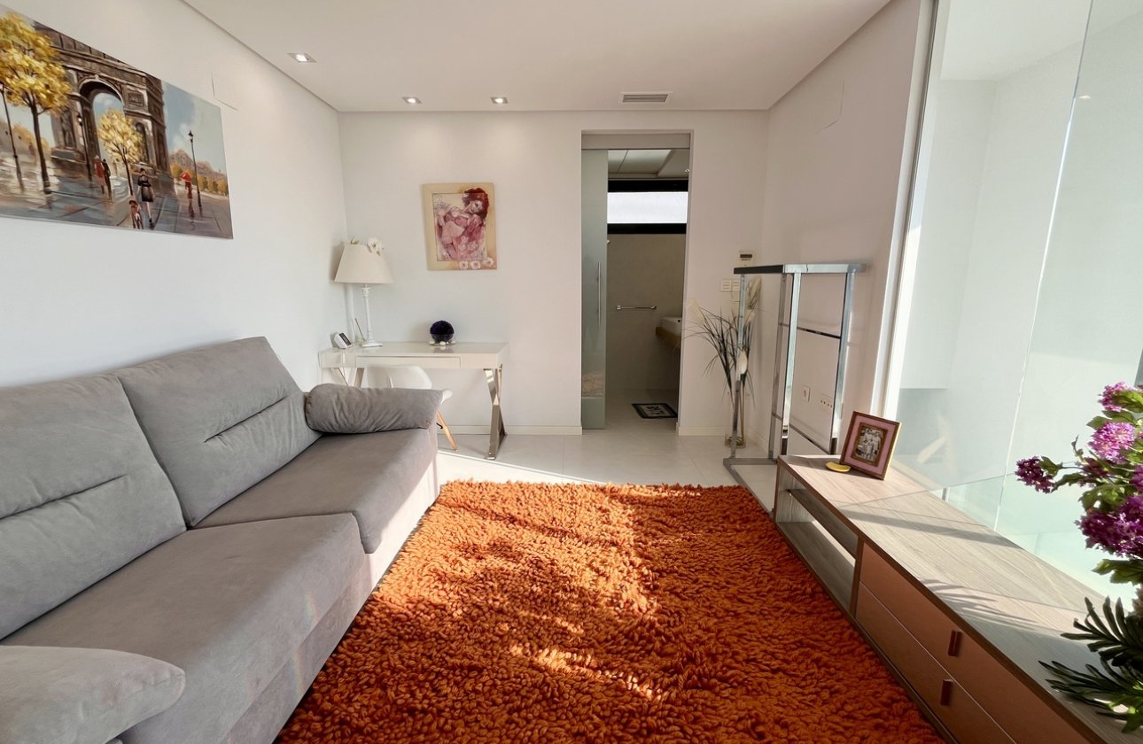 Herverkoop - Villa -
Los Dolses - Inland