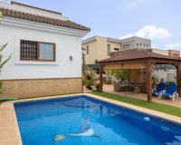 Herverkoop - Villa -
Los Montesinos - Costa Blanca