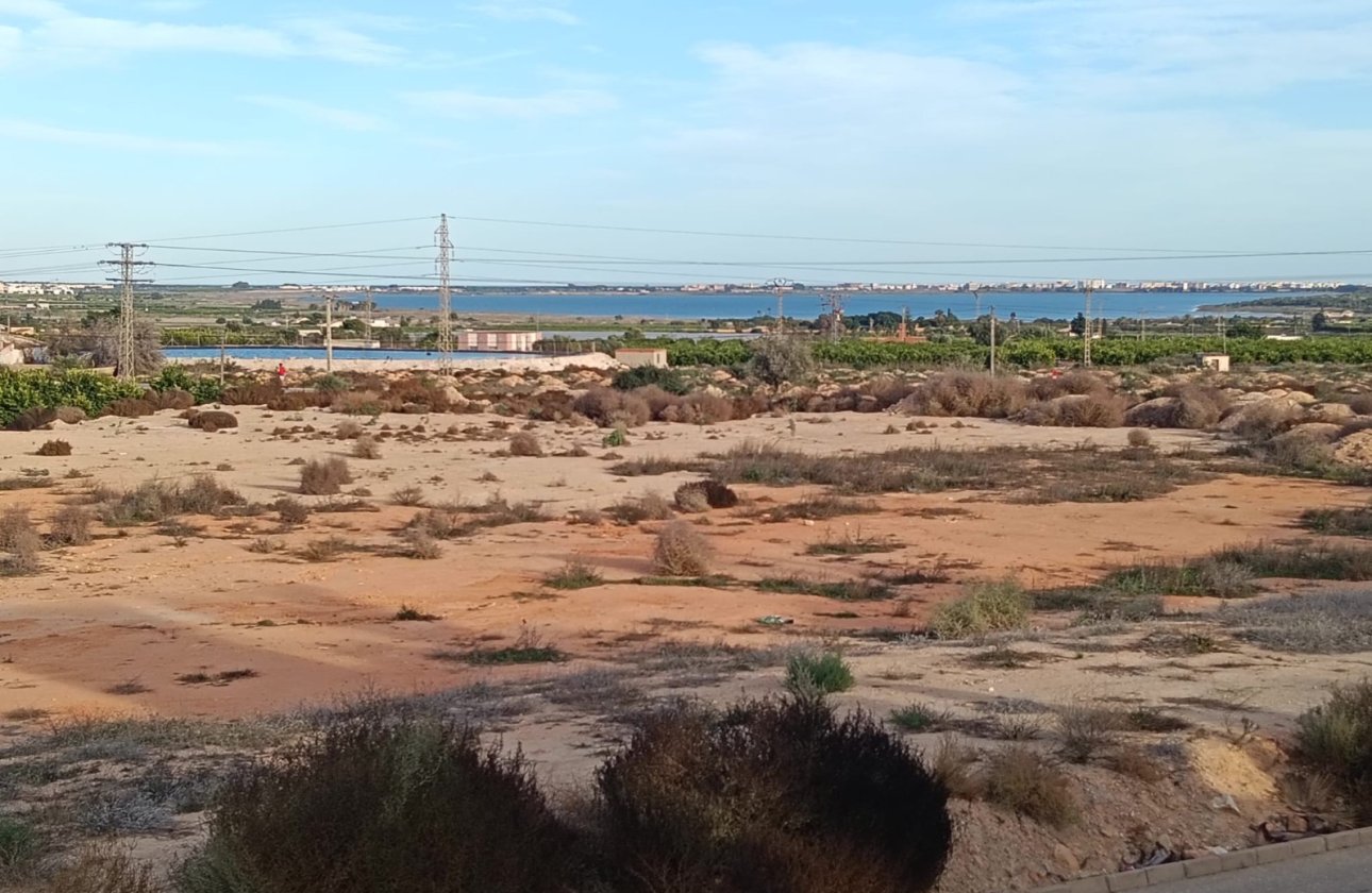 Herverkoop - Villa -
Los Montesinos - Costa Blanca