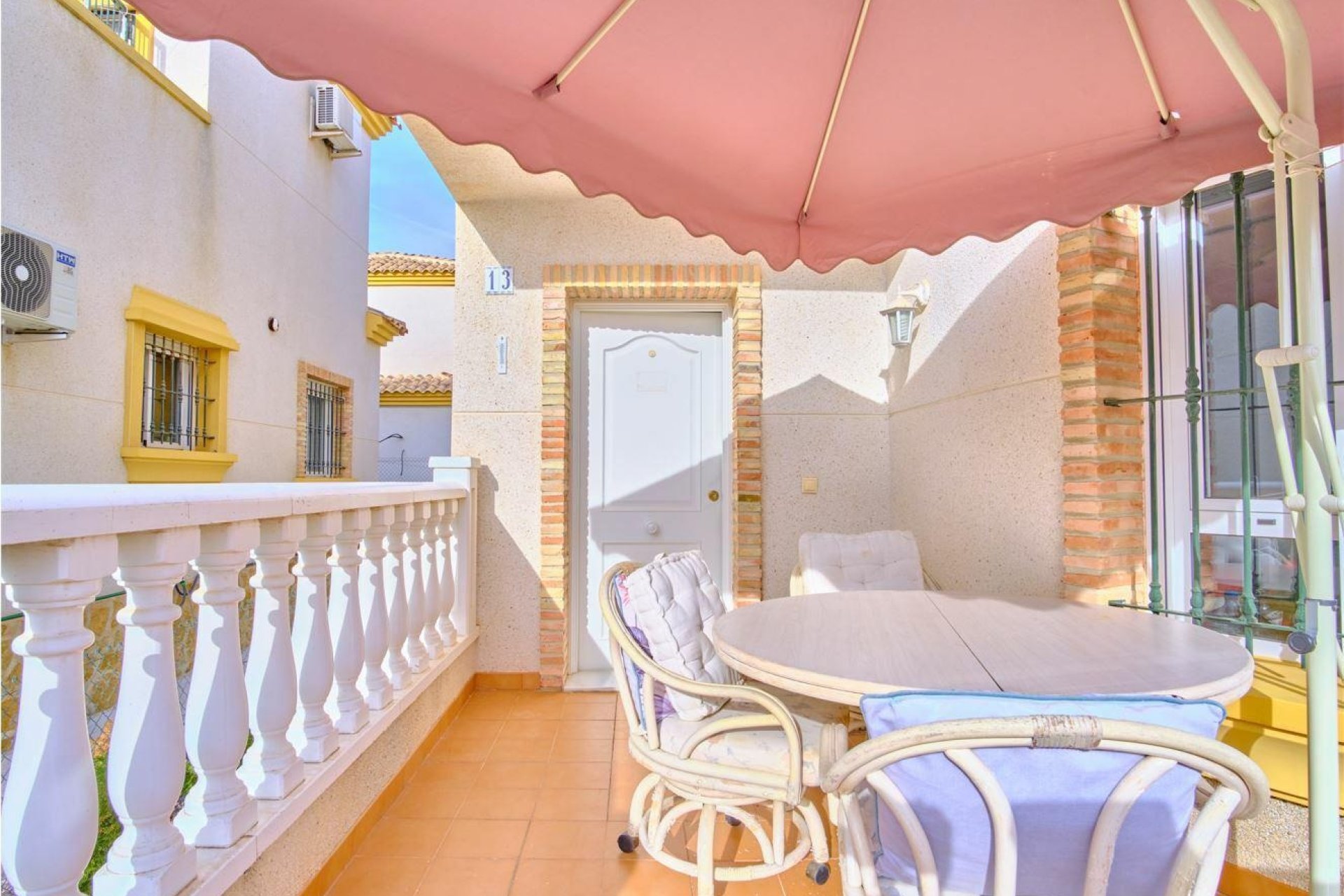 Herverkoop - Villa -
Los Montesinos - Costa Blanca