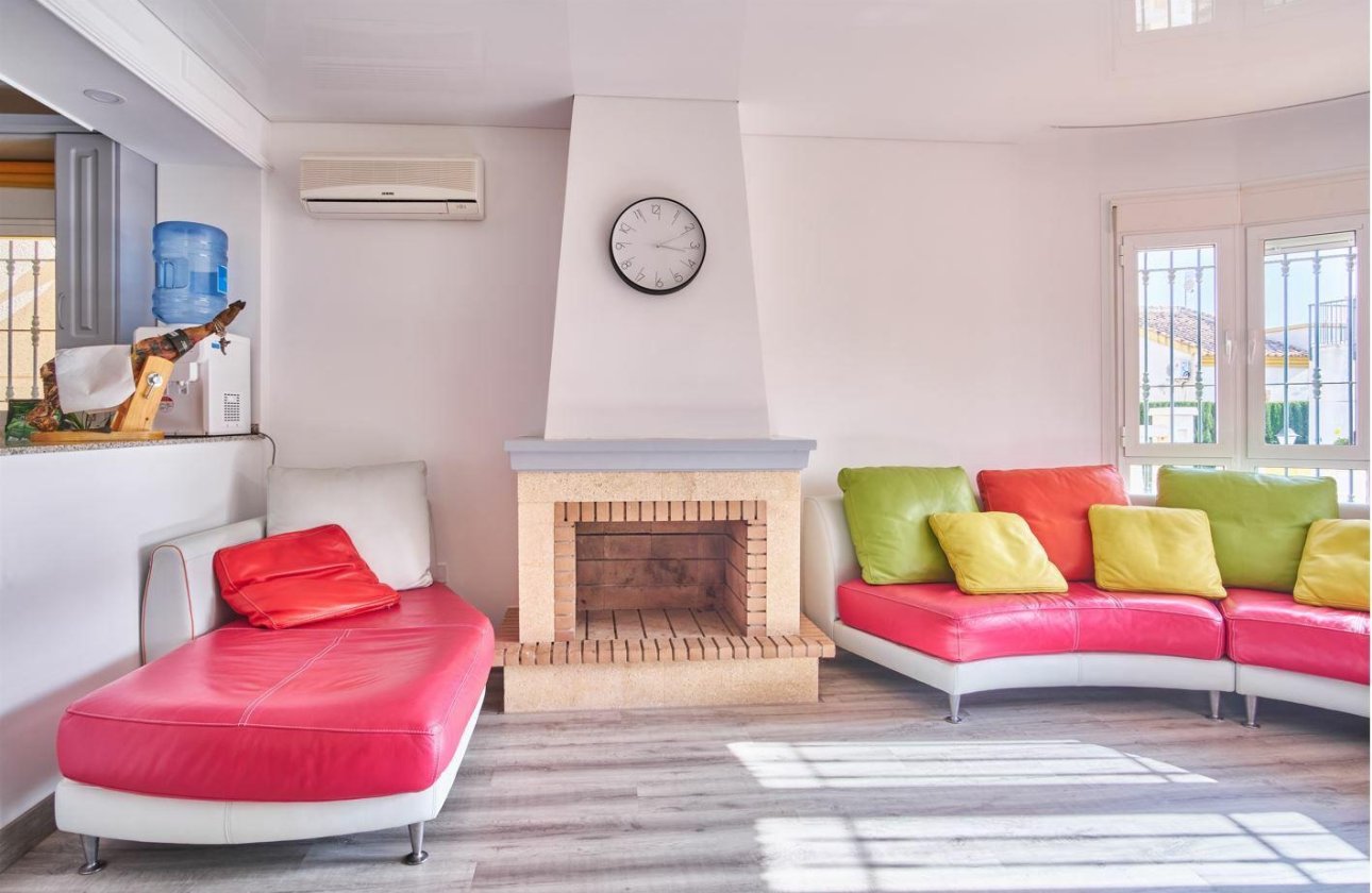 Herverkoop - Villa -
Los Montesinos - Costa Blanca