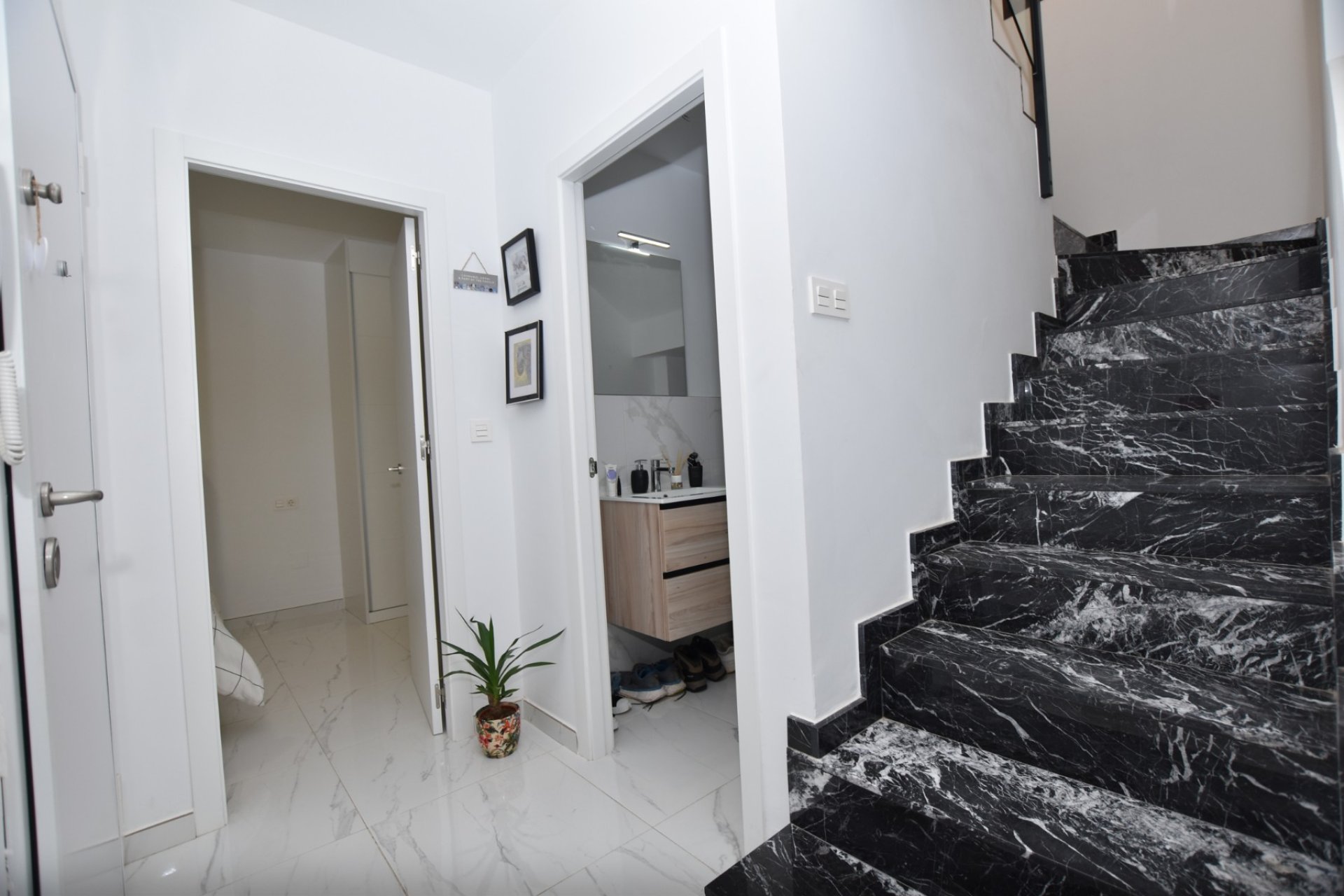 Herverkoop - Villa -
Los Montesinos - Costa Blanca