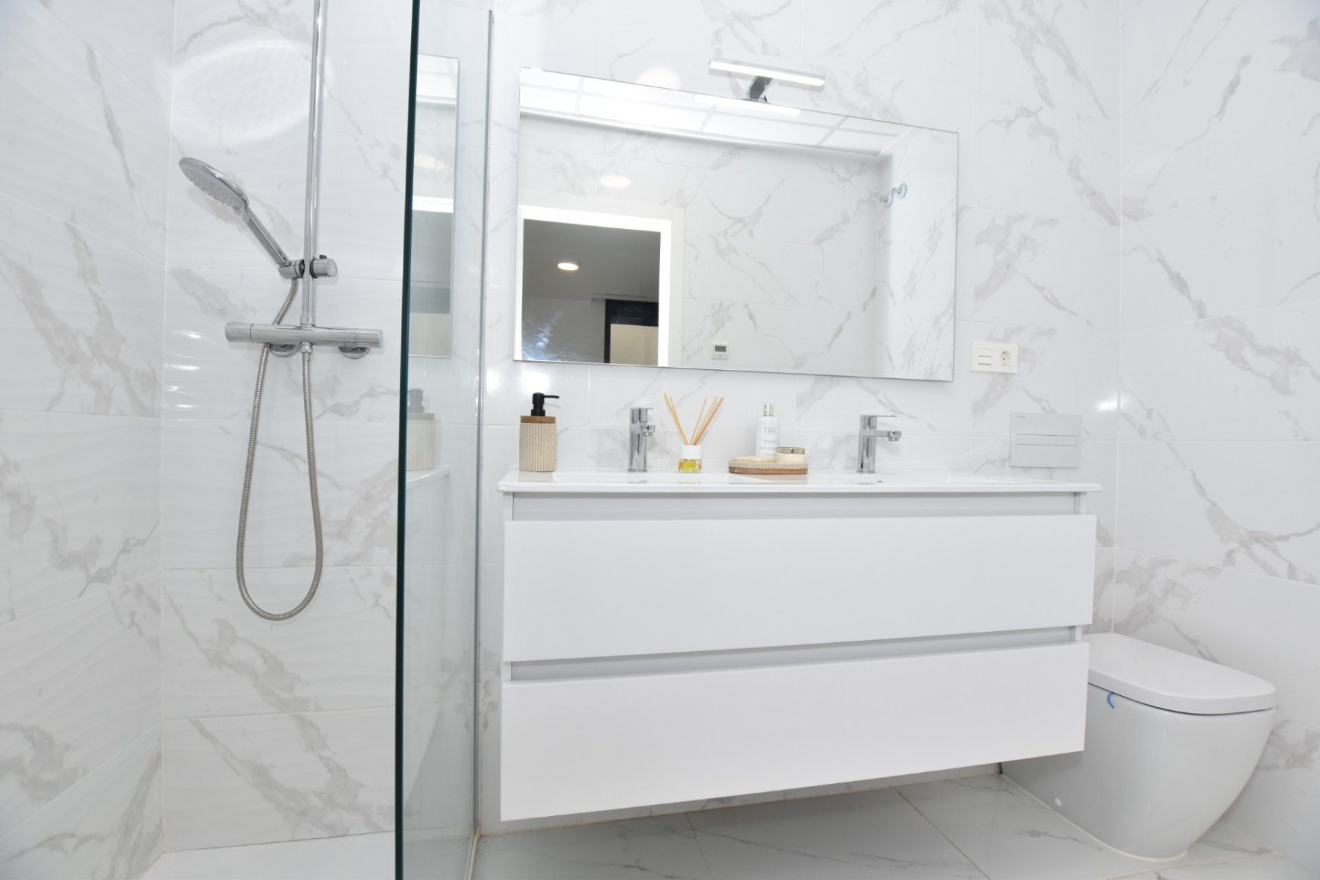 Herverkoop - Villa -
Los Montesinos - Costa Blanca