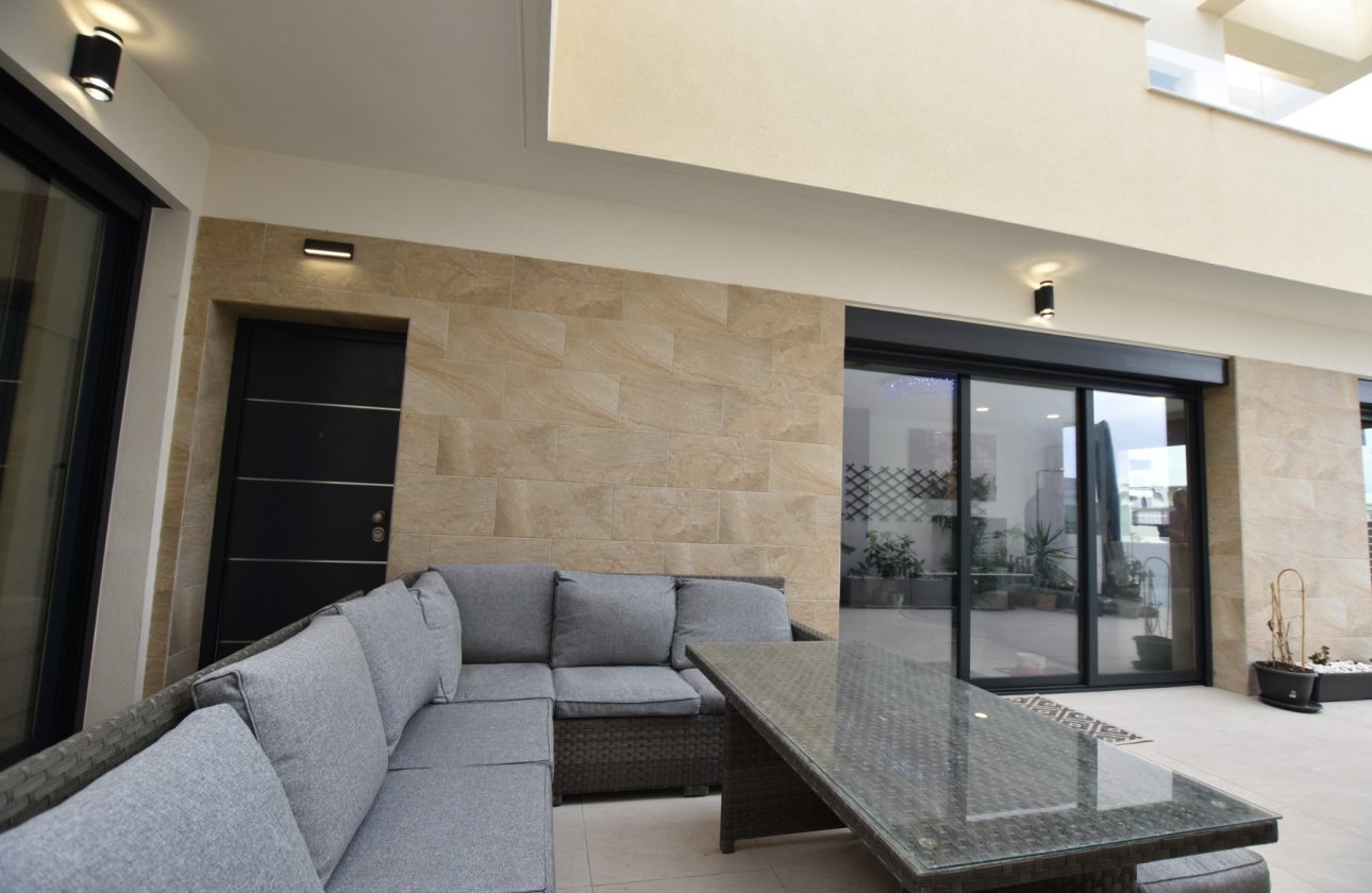 Herverkoop - Villa -
Los Montesinos - Costa Blanca