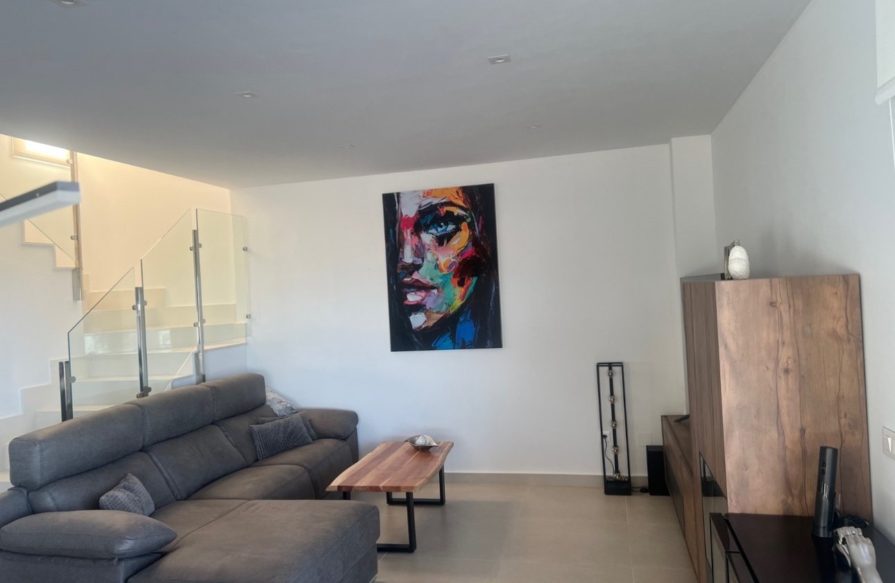 Herverkoop - Villa -
Los Montesinos - Costa Blanca