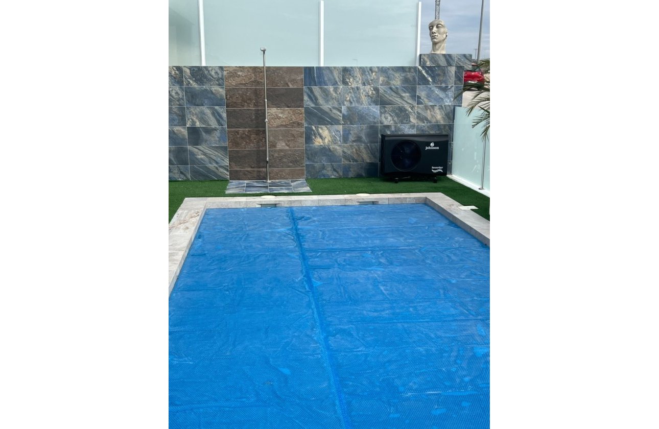 Herverkoop - Villa -
Los Montesinos - Costa Blanca