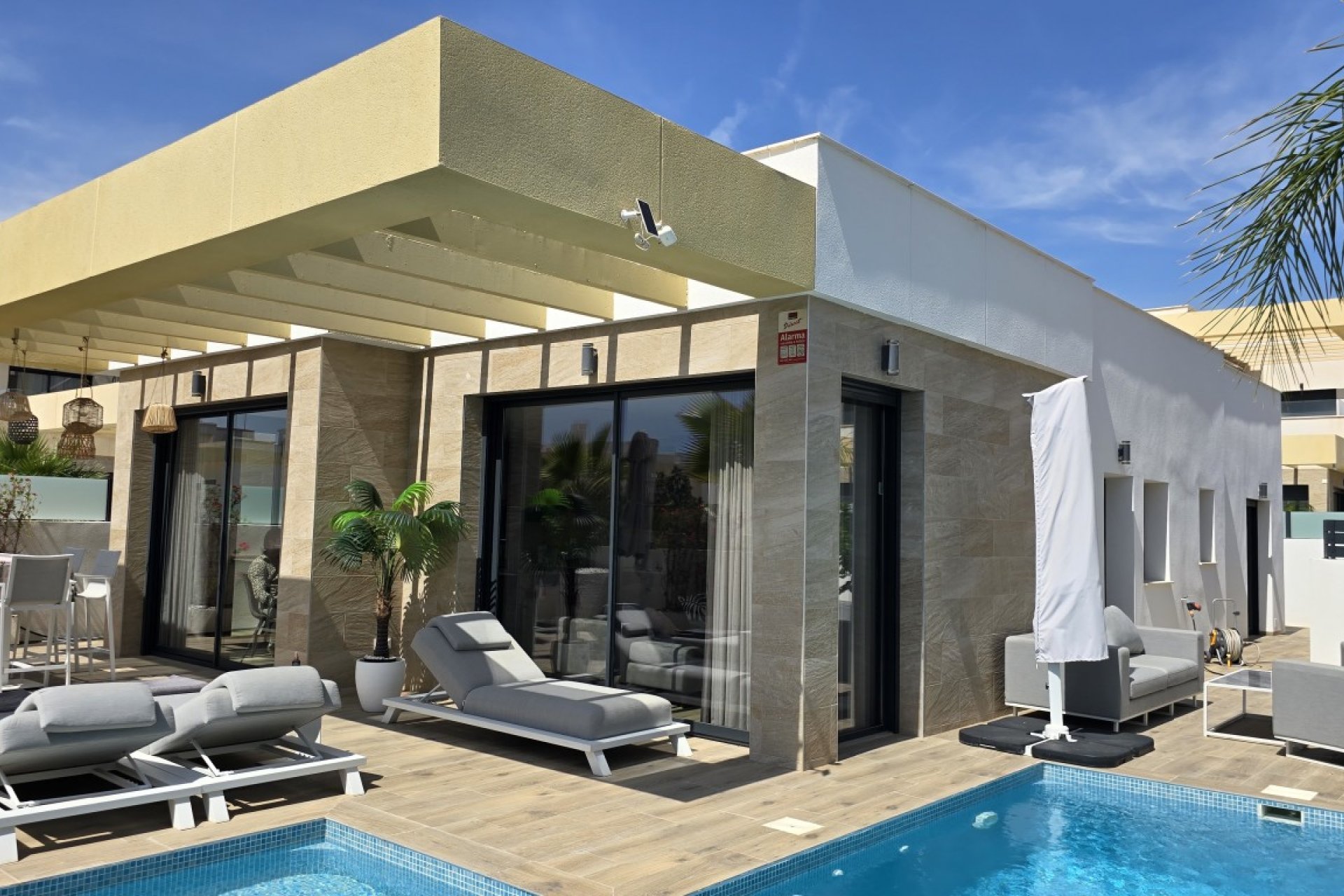 Herverkoop - Villa -
Los Montesinos - Costa Blanca