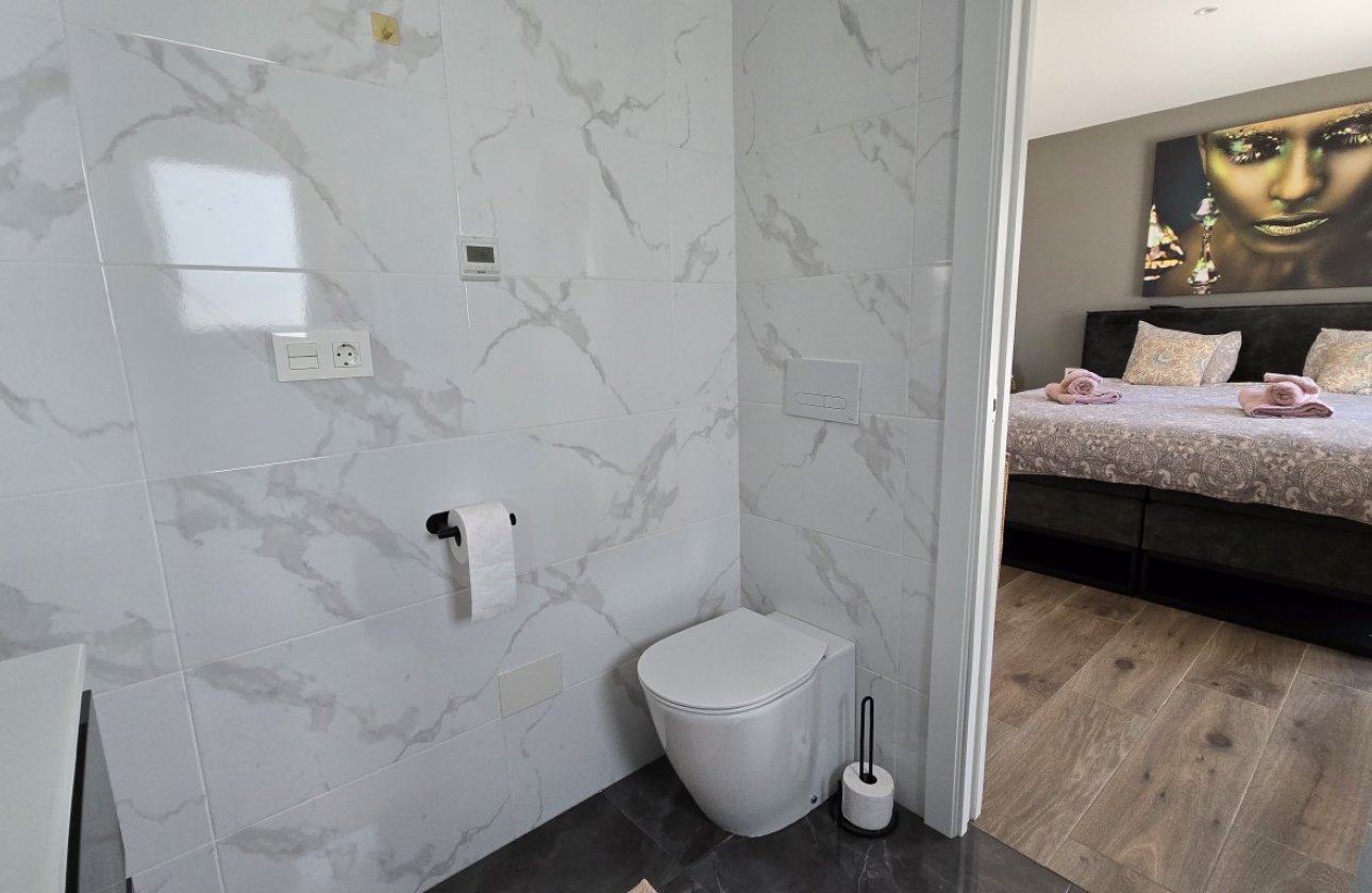Herverkoop - Villa -
Los Montesinos - Costa Blanca