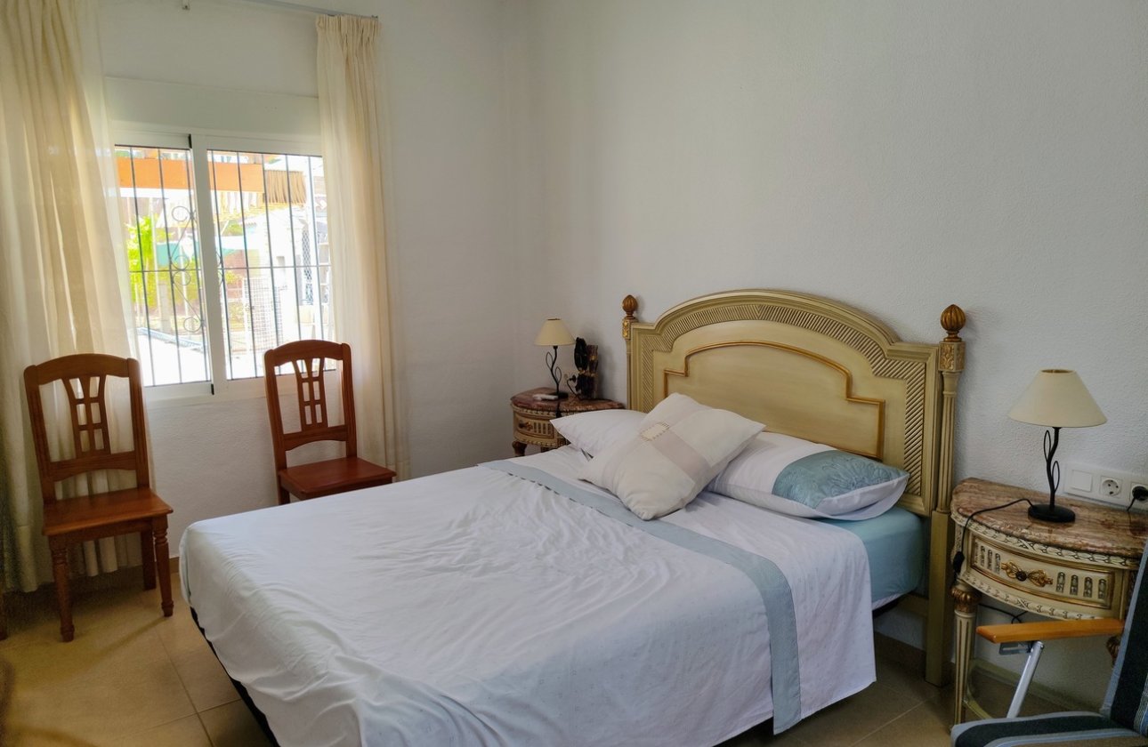 Herverkoop - Villa -
Los Montesinos - Costa Blanca