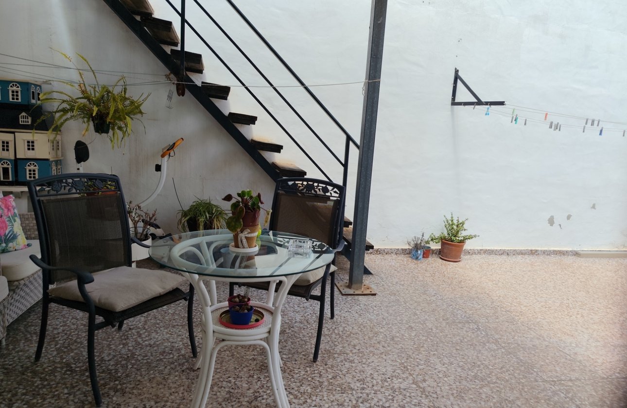 Herverkoop - Villa -
Los Montesinos - Costa Blanca