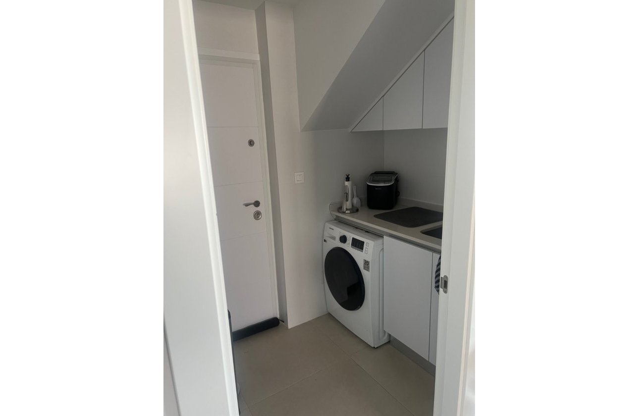 Herverkoop - Villa -
Los Montesinos - Costa Blanca