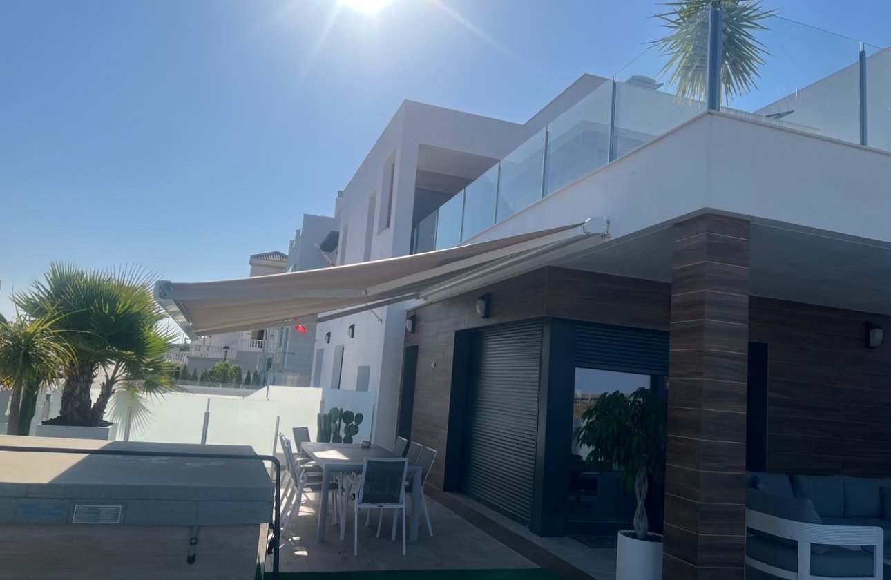 Herverkoop - Villa -
Los Montesinos - Costa Blanca