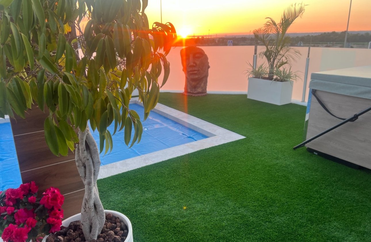 Herverkoop - Villa -
Los Montesinos - Costa Blanca