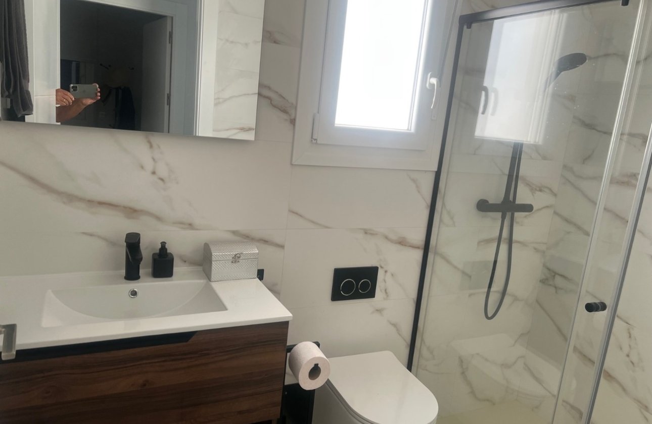 Herverkoop - Villa -
Los Montesinos - Costa Blanca