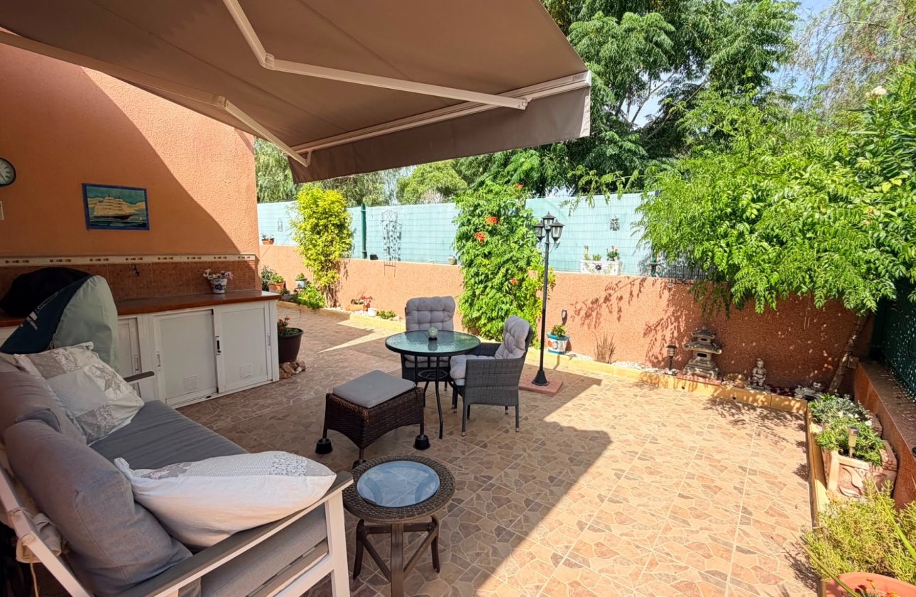 Herverkoop - Villa -
Los Montesinos - Costa Blanca