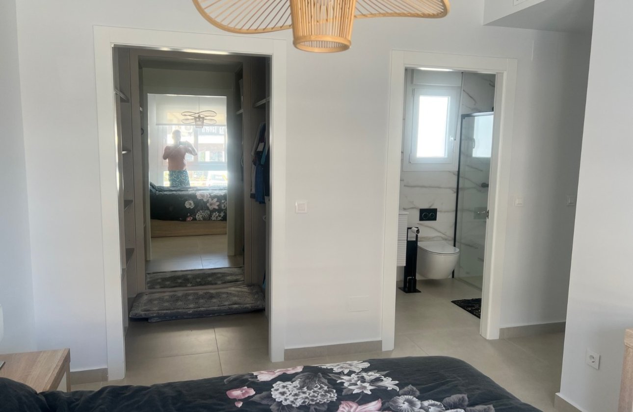 Herverkoop - Villa -
Los Montesinos - Costa Blanca