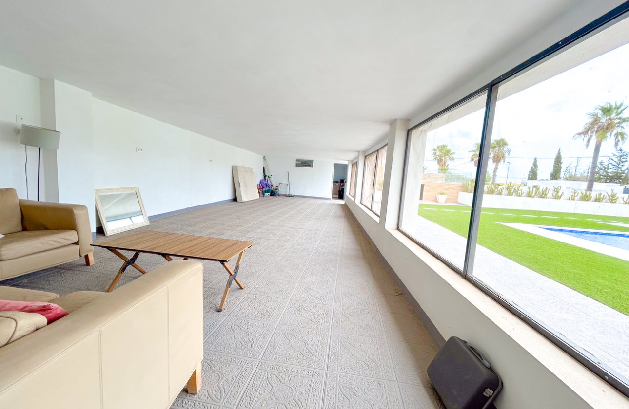 Herverkoop - Villa -
Los Montesinos - Costa Blanca