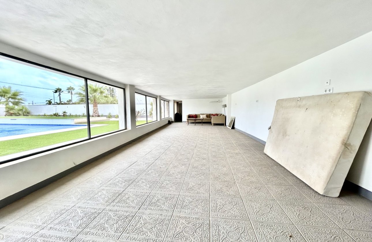 Herverkoop - Villa -
Los Montesinos - Costa Blanca