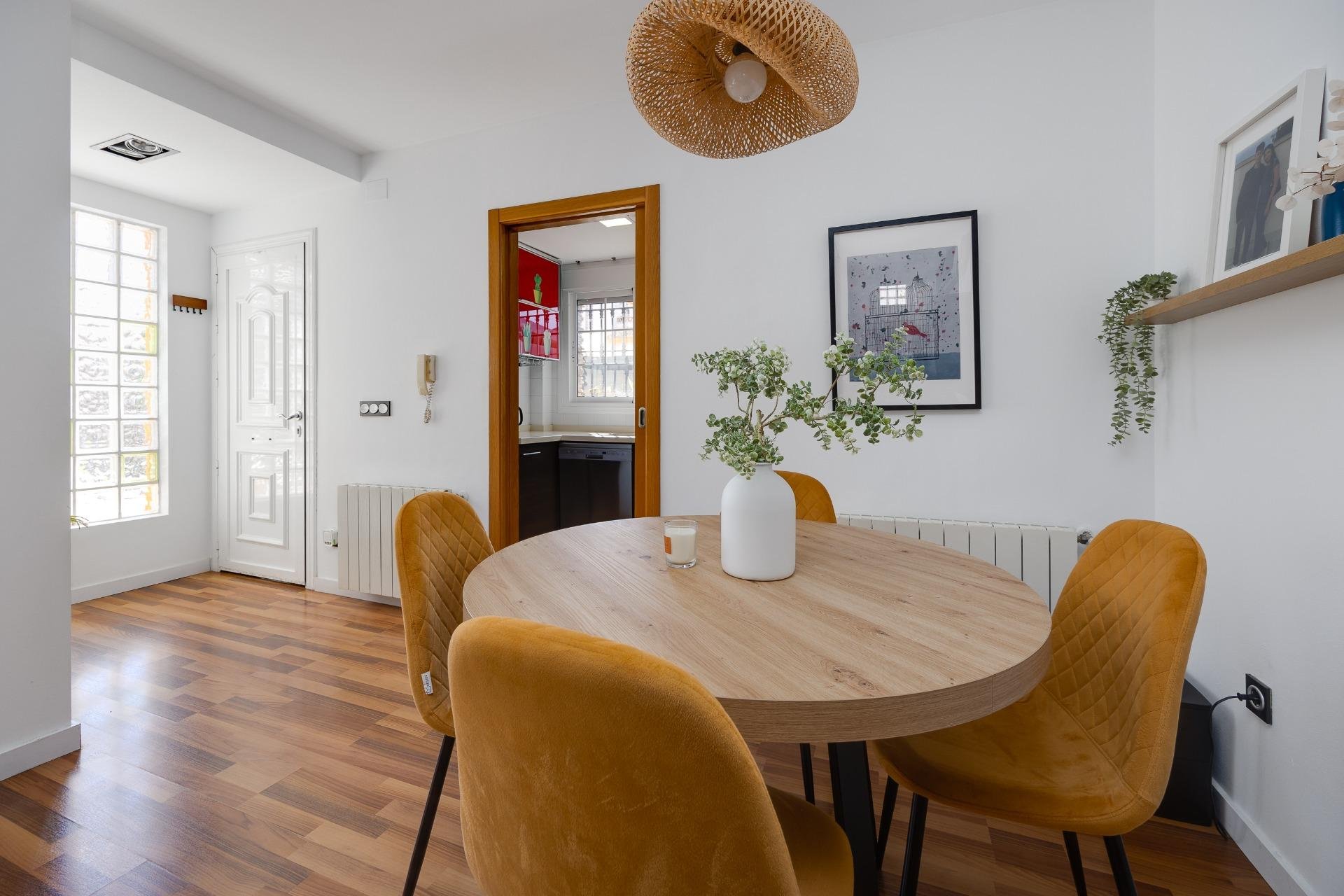 Herverkoop - Villa -
Los Montesinos - La Herrada