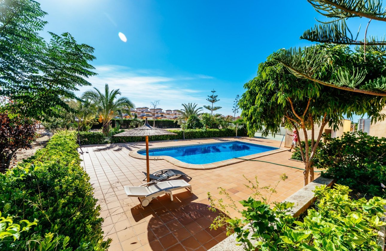 Herverkoop - Villa -
Los Montesinos - Montesinos  Los