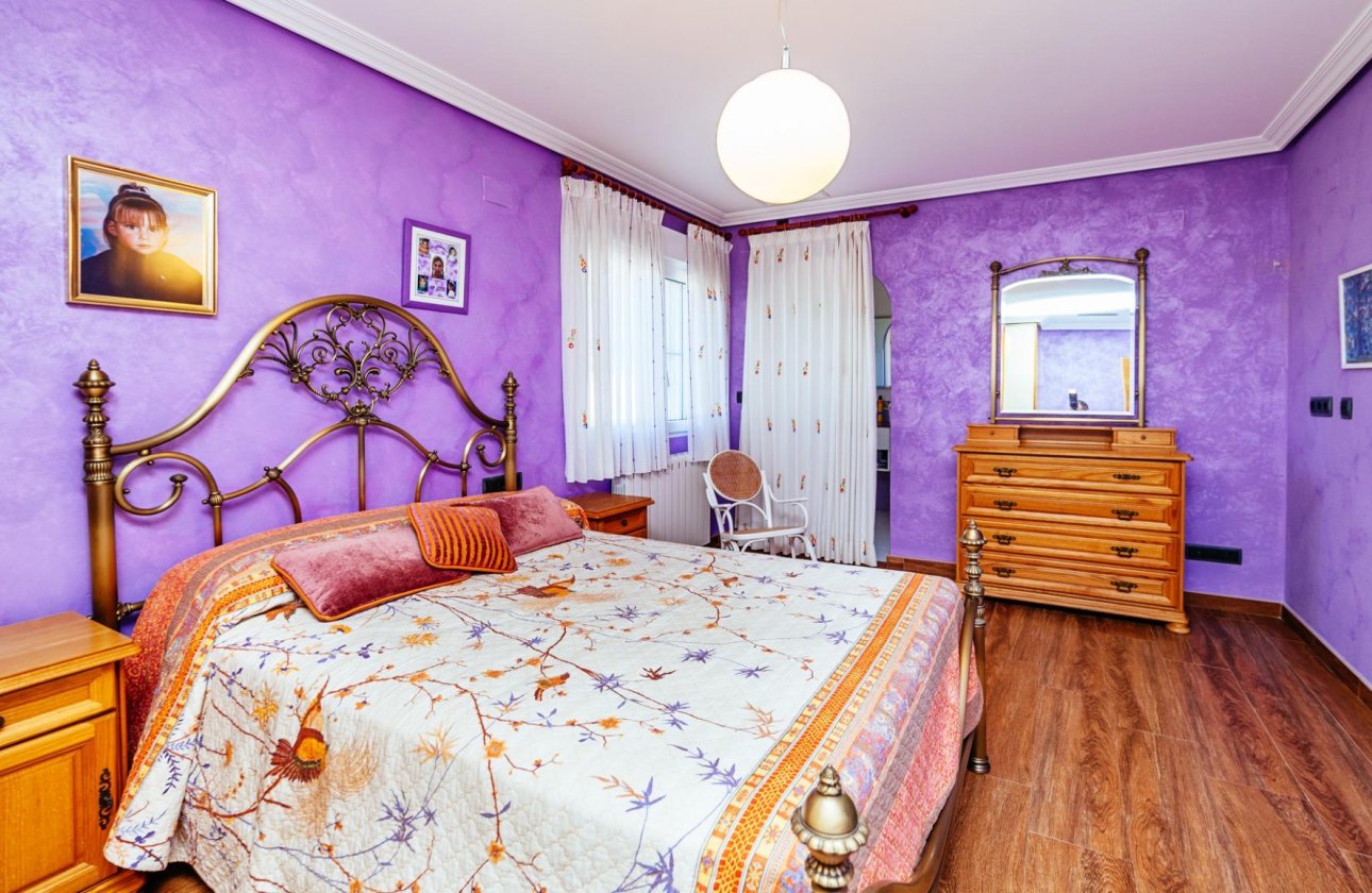 Herverkoop - Villa -
Los Montesinos - Montesinos  Los