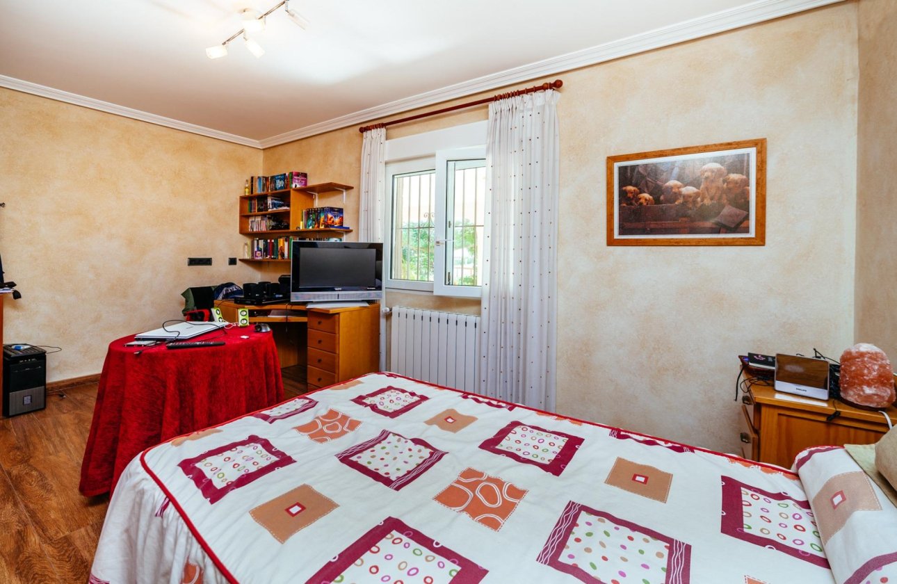 Herverkoop - Villa -
Los Montesinos - Montesinos  Los