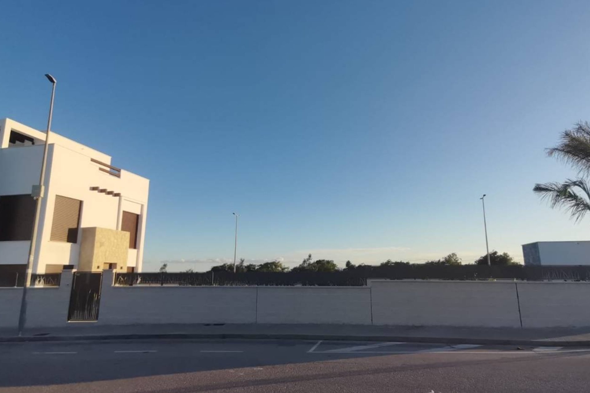 Herverkoop - Villa -
Los Montesinos