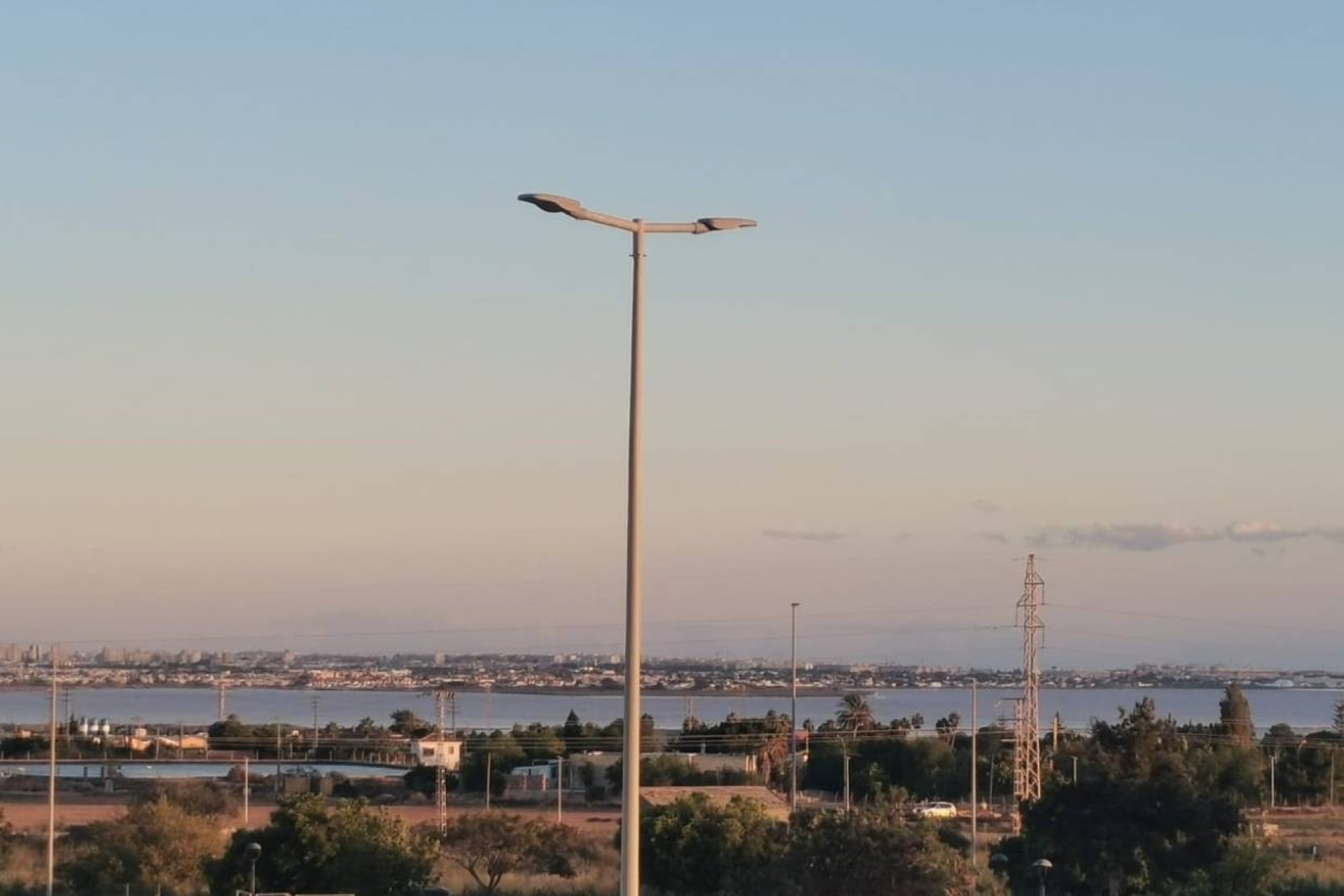 Herverkoop - Villa -
Los Montesinos