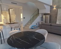 Herverkoop - Villa -
Los Montesinos