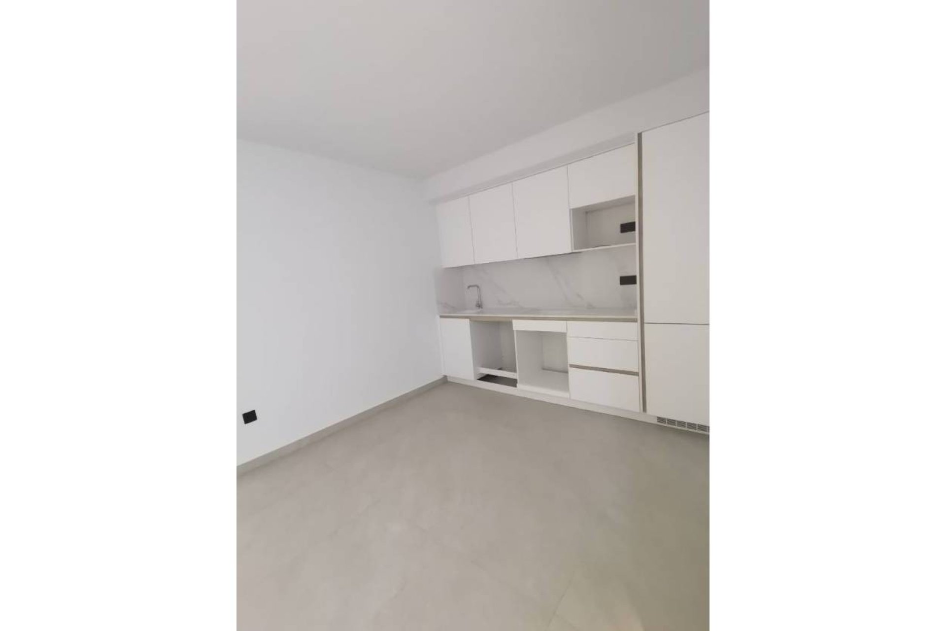 Herverkoop - Villa -
Los Montesinos