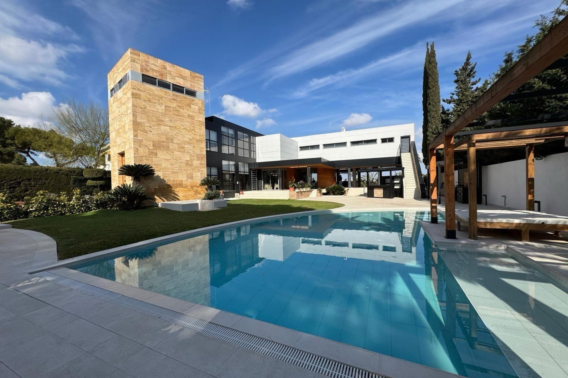 Herverkoop - Villa -
Orihuela Costa - Altos De Campoamor