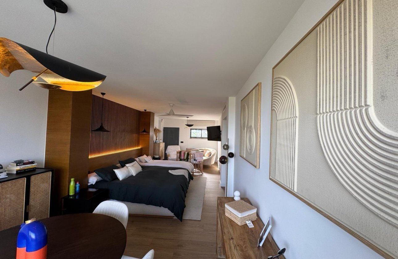 Herverkoop - Villa -
Orihuela Costa - Altos De Campoamor