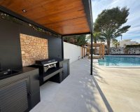 Herverkoop - Villa -
Orihuela Costa - Altos De Campoamor