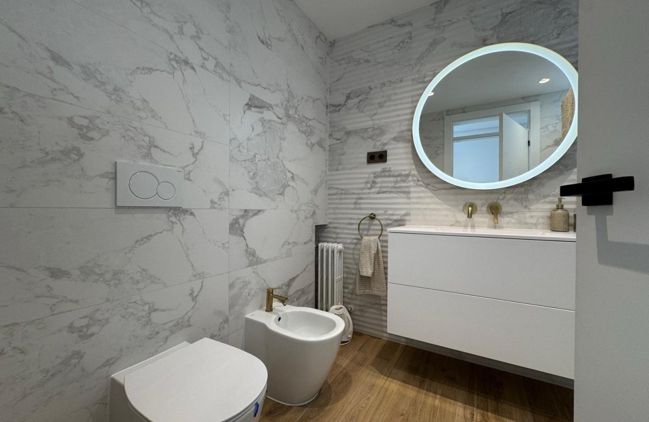 Herverkoop - Villa -
Orihuela Costa - Altos De Campoamor