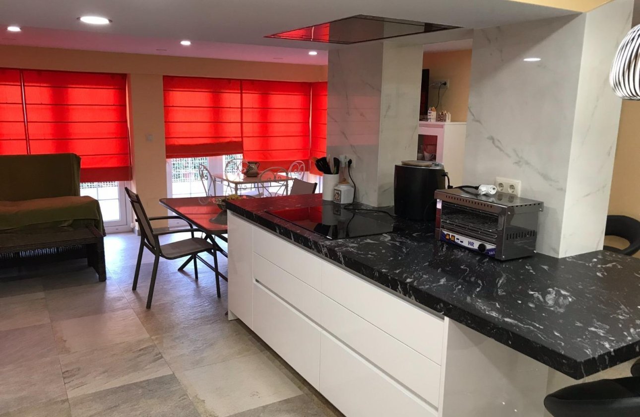 Herverkoop - Villa -
Orihuela Costa - Cabo Roig