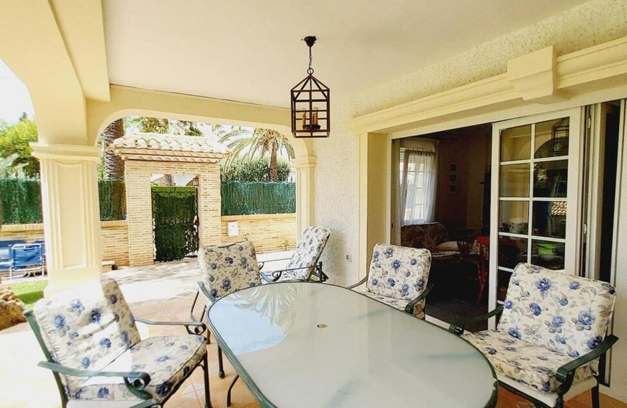 Herverkoop - Villa -
Orihuela Costa - Cabo Roig