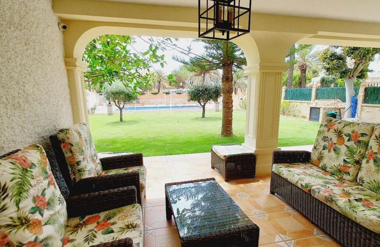 Herverkoop - Villa -
Orihuela Costa - Cabo Roig