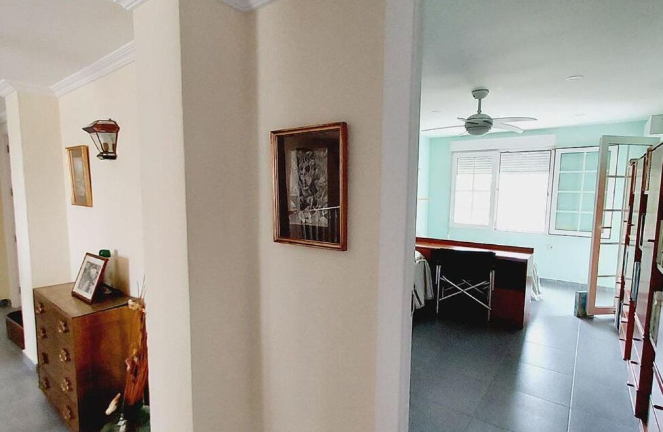 Herverkoop - Villa -
Orihuela Costa - Cabo Roig