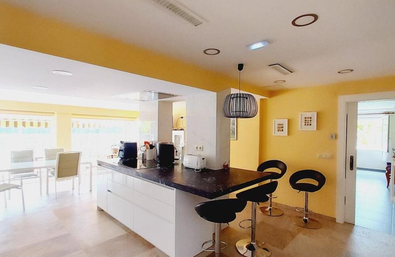 Herverkoop - Villa -
Orihuela Costa - Cabo Roig